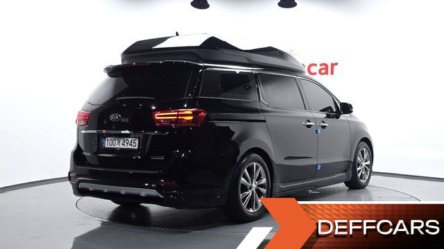 Kia CARNIVAL Gasoline 9-Seater Hi-Limousine Noblesse Special купить на сайте DeffCars