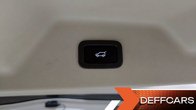 Land Rover RANGE ROVER 4.4 SDV8 AB DIESEL купить на сайте DeffCars