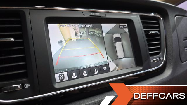 Kia CARNIVAL 7-seater Limousine VIP купить на сайте DeffCars