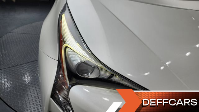 Toyota PRIUS 1.8 E купить на сайте DeffCars