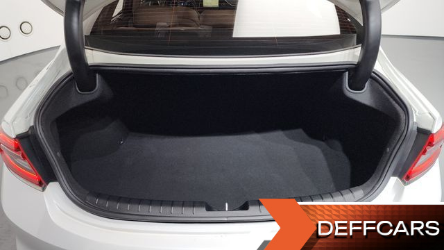 Hyundai GRANDEUR 2.4 Premium Special купить на сайте DeffCars