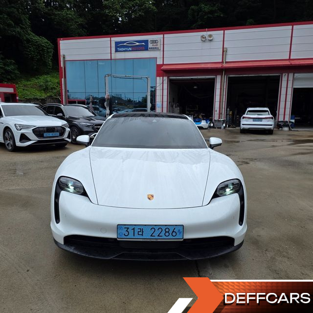 Porsche TAYCAN Base купить на сайте DeffCars