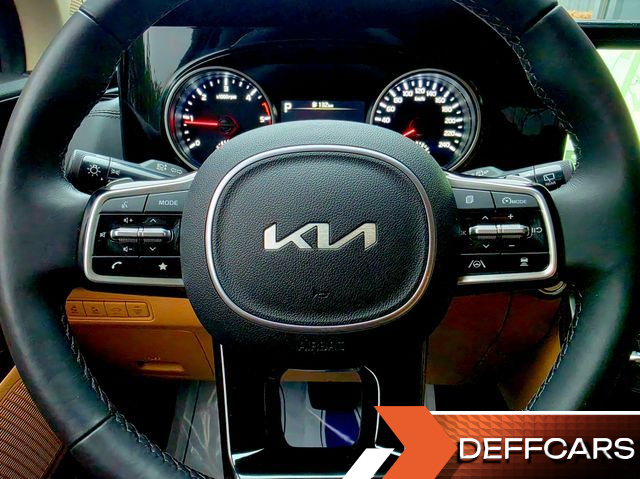 Kia CARNIVAL 9-Seater Noblesse купить на сайте DeffCars