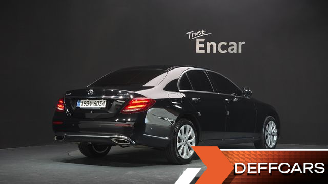 Mercedes E-CLASS E300 4MATIC Exclusive купить на сайте DeffCars