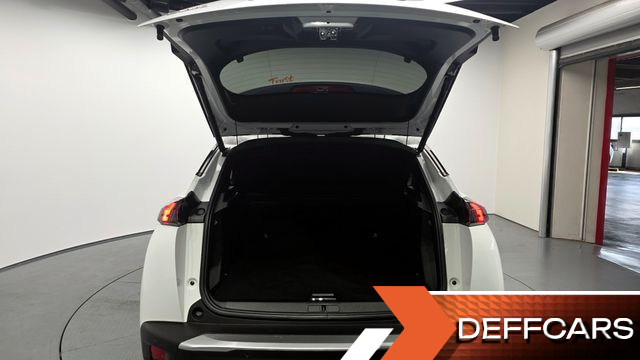 Peugeot 2008 1.5 BlueHDi Allure купить на сайте DeffCars