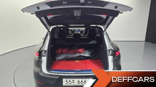 Porsche CAYENNE 3.0 купить на сайте DeffCars