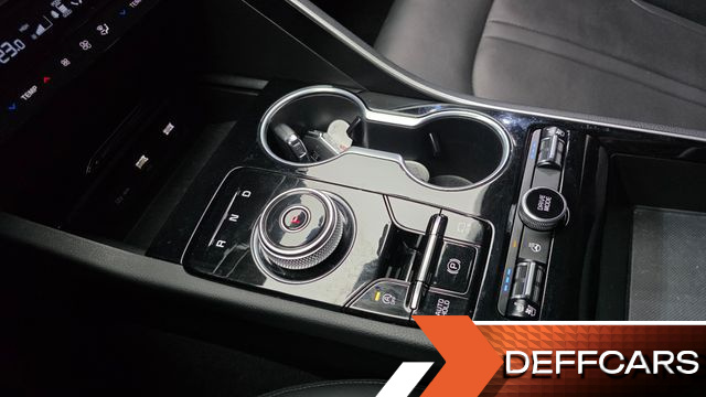 Kia K5 2.0 Prestige купить на сайте DeffCars