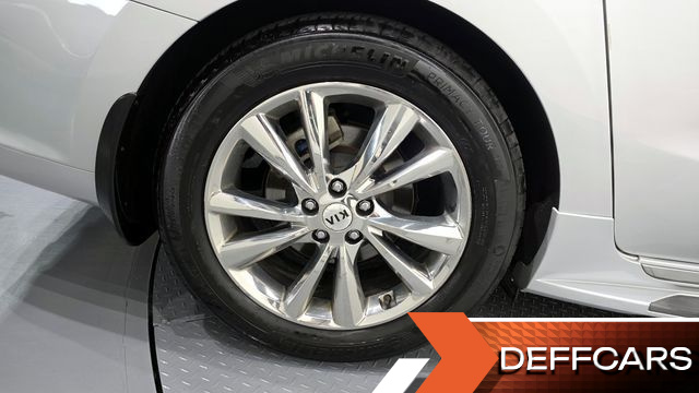 Kia CARNIVAL Gasoline 9-Seater Noblesse Special купить на сайте DeffCars