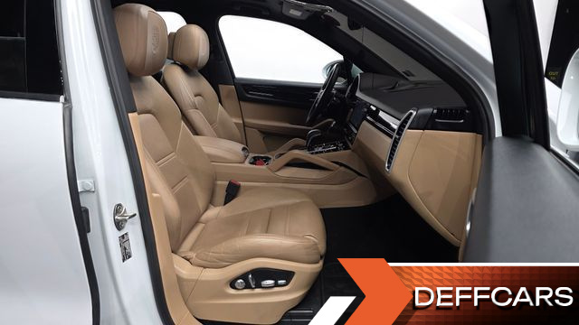 Porsche CAYENNE 3.0 купить на сайте DeffCars