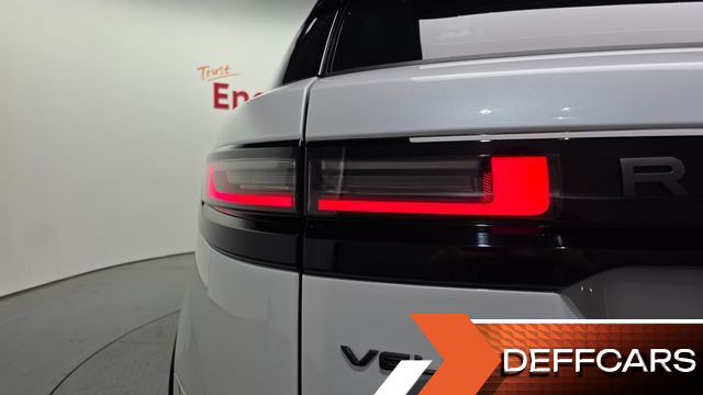 Land Rover RANGE ROVER VELAR 2.0 P250 Dynamic SE купить на сайте DeffCars