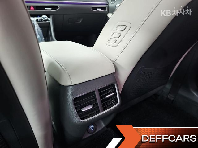 Hyundai SONATA 2.0 Inspiration купить на сайте DeffCars