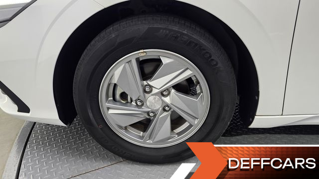 Hyundai AVANTE 1.6 Smart купить на сайте DeffCars