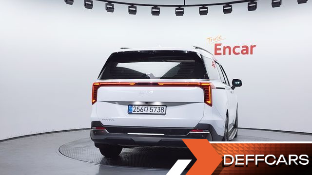 Kia CARNIVAL 9-Seater Noblesse купить на сайте DeffCars