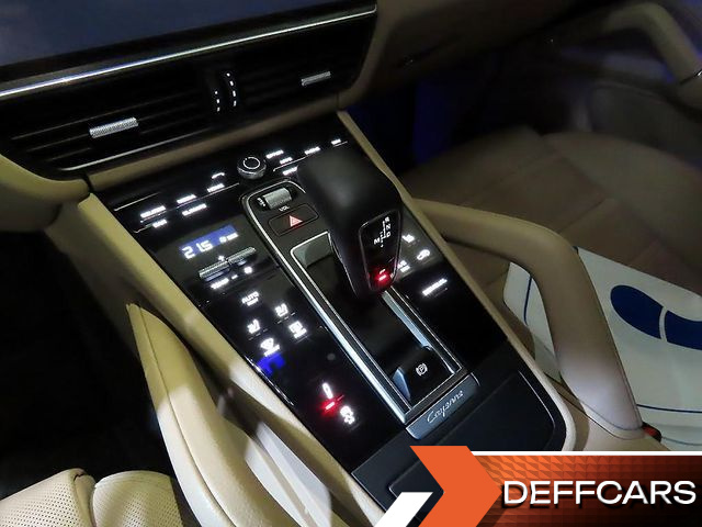 Porsche CAYENNE 3.0 E-Hybrid купить на сайте DeffCars