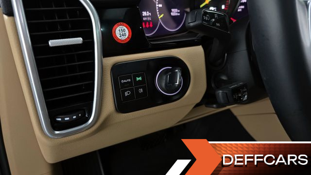 Porsche CAYENNE 3.0 E-Hybrid Coupe купить на сайте DeffCars