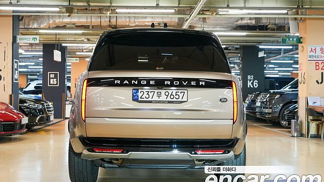 Land Rover RANGE ROVER P530 Autobiography Long Wheel Base купить на сайте DeffCars