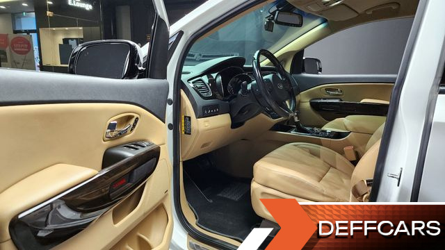 Kia CARNIVAL Gasoline 7-Seater Limousine President купить на сайте DeffCars