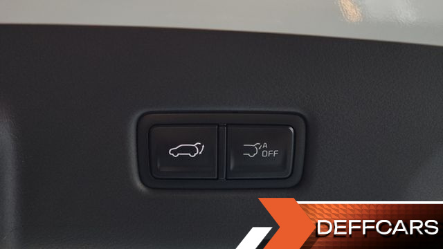 Kia CARNIVAL Gasoline 7-Seater Signature купить на сайте DeffCars