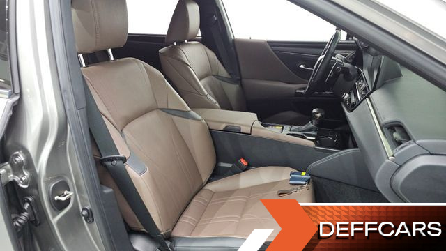Lexus ES Executive купить на сайте DeffCars