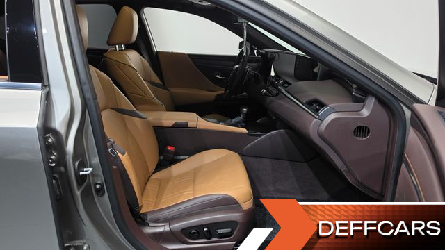 Lexus ES Luxury Plus купить на сайте DeffCars