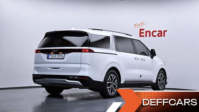 Kia CARNIVAL Gasoline 11-Seater Prestige купить на сайте DeffCars