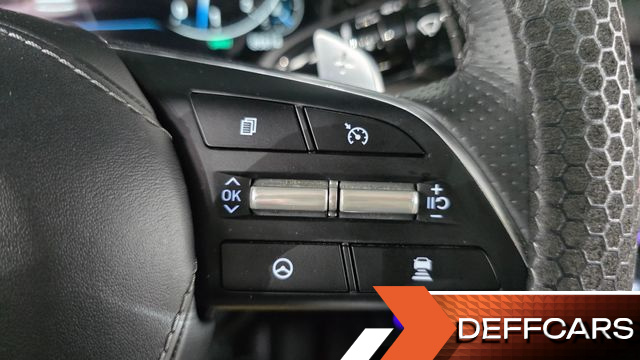 Hyundai GRANDEUR 3.3 Calligraphy купить на сайте DeffCars