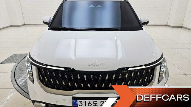 Kia CARNIVAL Diesel 9-Seater Signature купить на сайте DeffCars