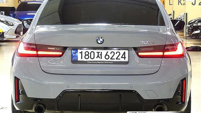 BMW 3-SERIES 320i M Sport купить на сайте DeffCars