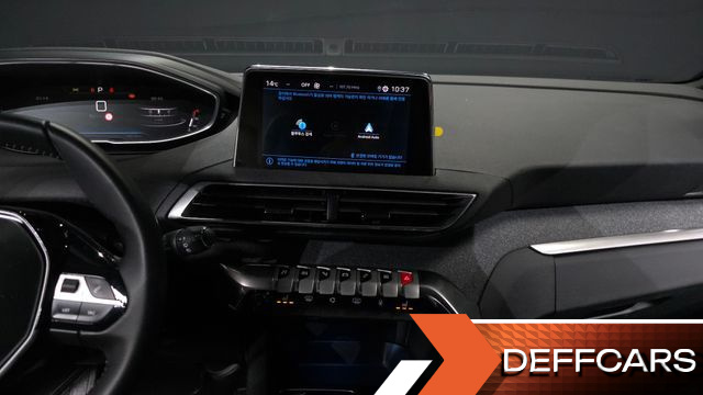 Peugeot 3008 1.2 Pure Tech Allure купить на сайте DeffCars