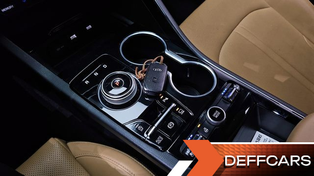 Kia K5 2.0 Noblesse купить на сайте DeffCars