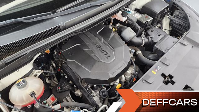 Kia CARNIVAL 9-Seater Noblesse купить на сайте DeffCars