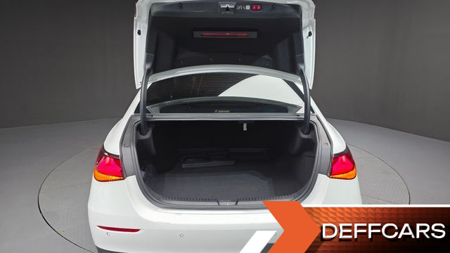 Mercedes E-CLASS E200 Avantgarde купить на сайте DeffCars