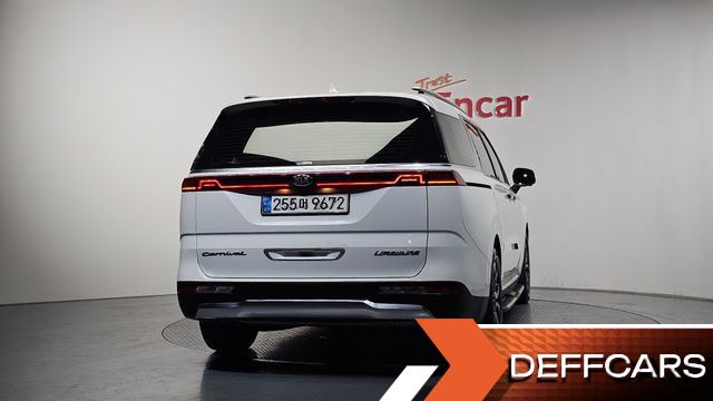Kia CARNIVAL 9-Seater Signature купить на сайте DeffCars