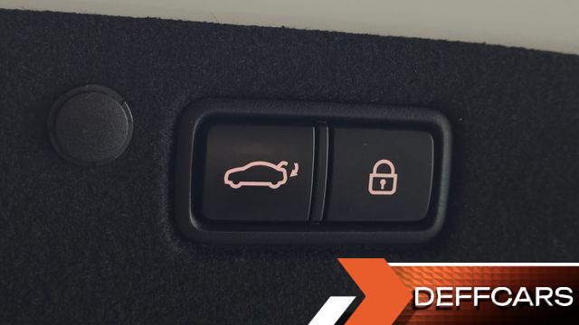 Hyundai GRANDEUR 3.0 LPi Premium Choice купить на сайте DeffCars