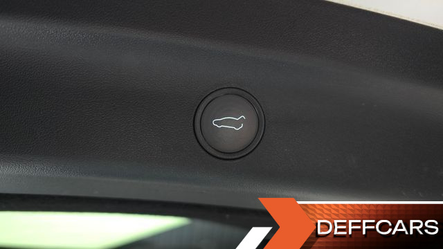 Tesla MODEL Y Long Range AWD купить на сайте DeffCars
