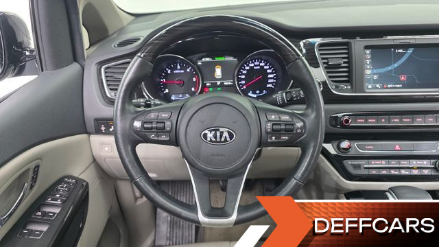 Kia CARNIVAL 9-Seater Noblesse Special купить на сайте DeffCars