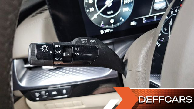 Kia CARNIVAL Diesel 9-Seater Hi-Limousine Signature купить на сайте DeffCars