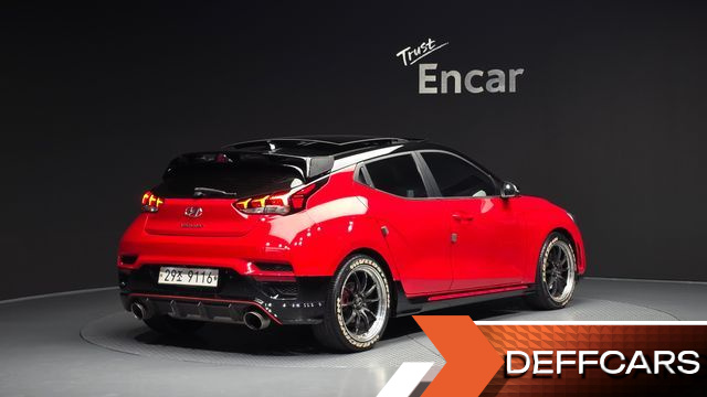 Hyundai VELOSTER 1.6 Turbo Sport Core купить на сайте DeffCars