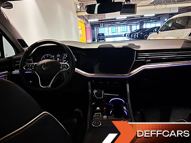 Volkswagen TOUAREG 3.0 TDI Prestige купить на сайте DeffCars