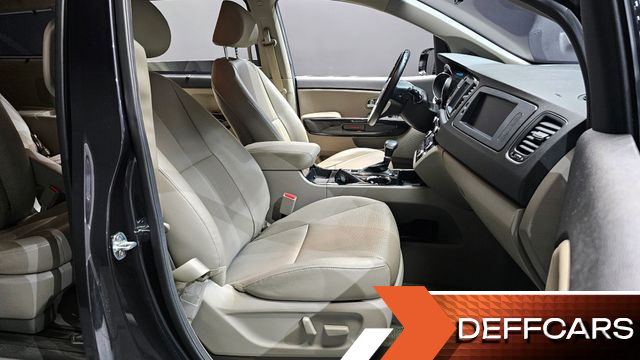 Kia CARNIVAL 9-Seater Prstige купить на сайте DeffCars
