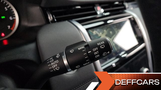 Land Rover DISCOVERY SPORT P250 SE купить на сайте DeffCars