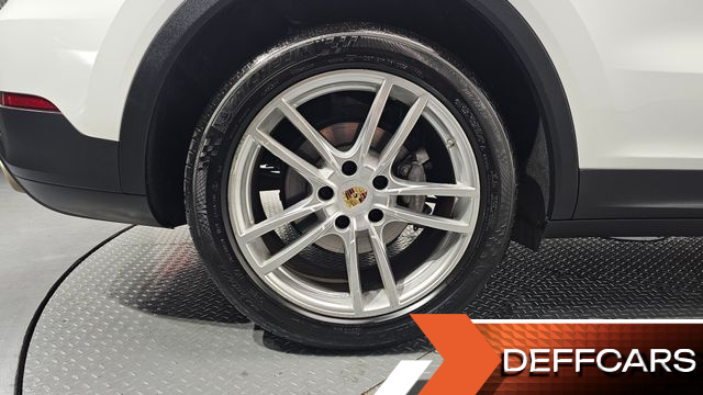 Porsche CAYENNE 3.0 купить на сайте DeffCars