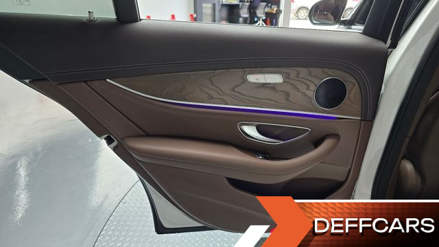 Mercedes E-CLASS E220d Exclusive купить на сайте DeffCars