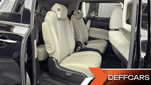 Kia CARNIVAL 9-Seater Noblesse купить на сайте DeffCars