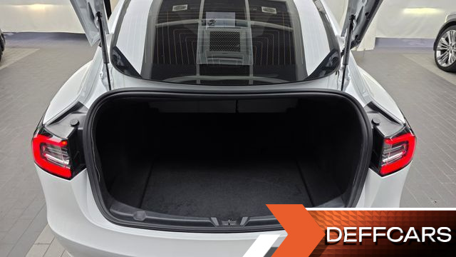 Tesla MODEL 3 Standard Range Plue RWD купить на сайте DeffCars