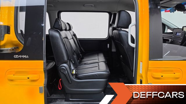 Hyundai STARIA L3.5  Kinder Safety Car 11-Seater купить на сайте DeffCars