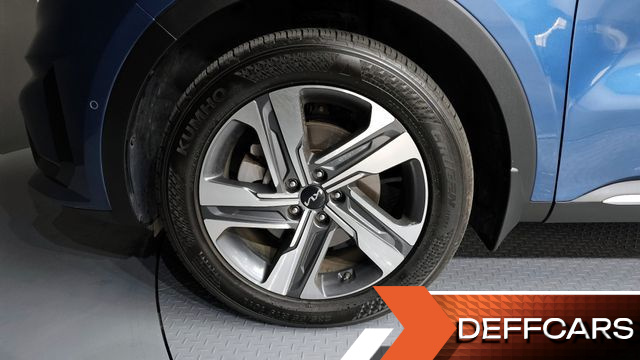 Kia SORENTO HEV 1.6 4WD Gravity купить на сайте DeffCars