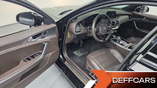 Kia STINGER 2.0 Turbo 2WD Platinum купить на сайте DeffCars
