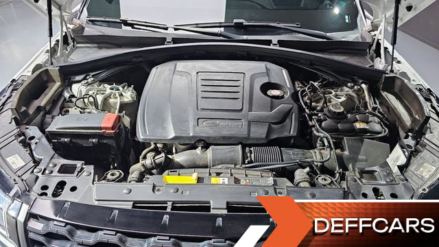 Land Rover RANGE ROVER VELAR 2.0 P250 R-Dynamic SE купить на сайте DeffCars
