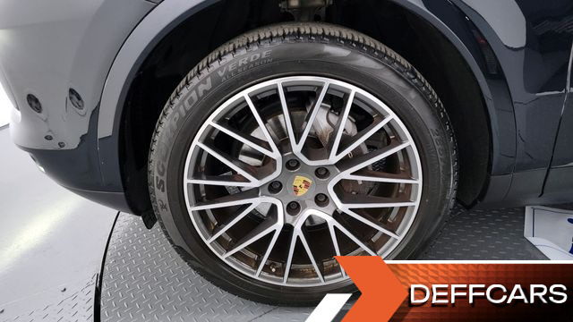 Porsche CAYENNE 3.0 купить на сайте DeffCars